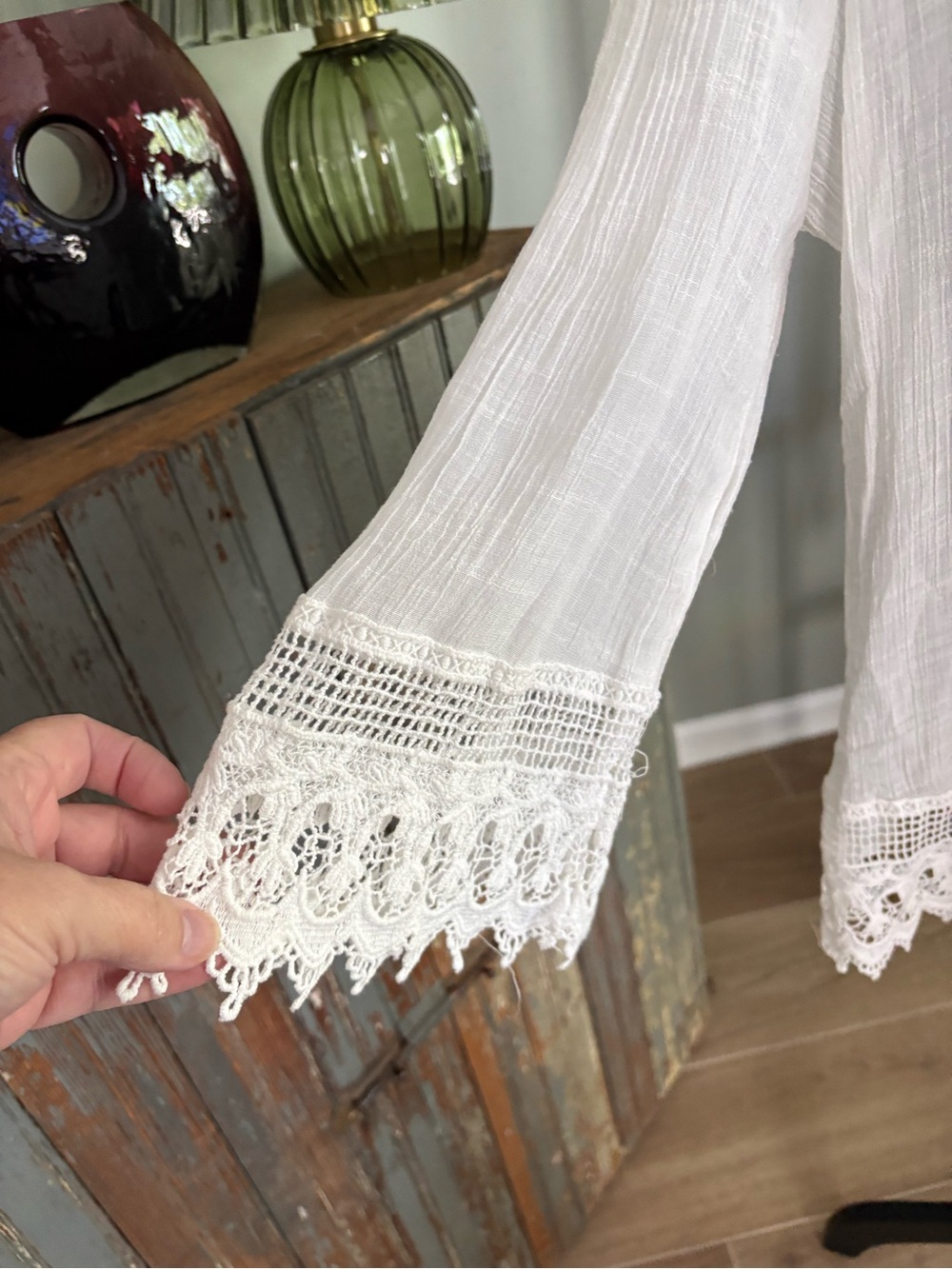 Beige crochet Lace-Trim Lightweight Boho tunic top - Picture 4 of 7